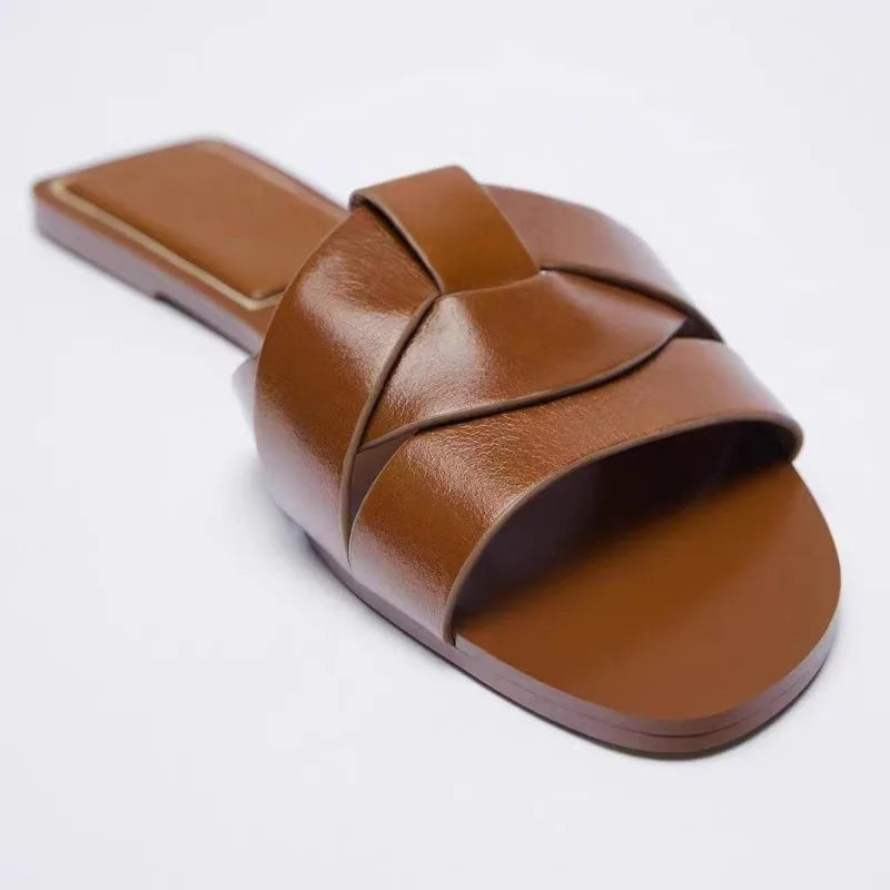 Siena | Flat Slide